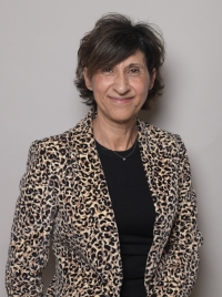 elu-Isabelle_De_Oliveira